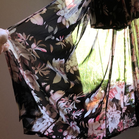 Floral Romper with Sheer Floral Train - Picture 2 of 7